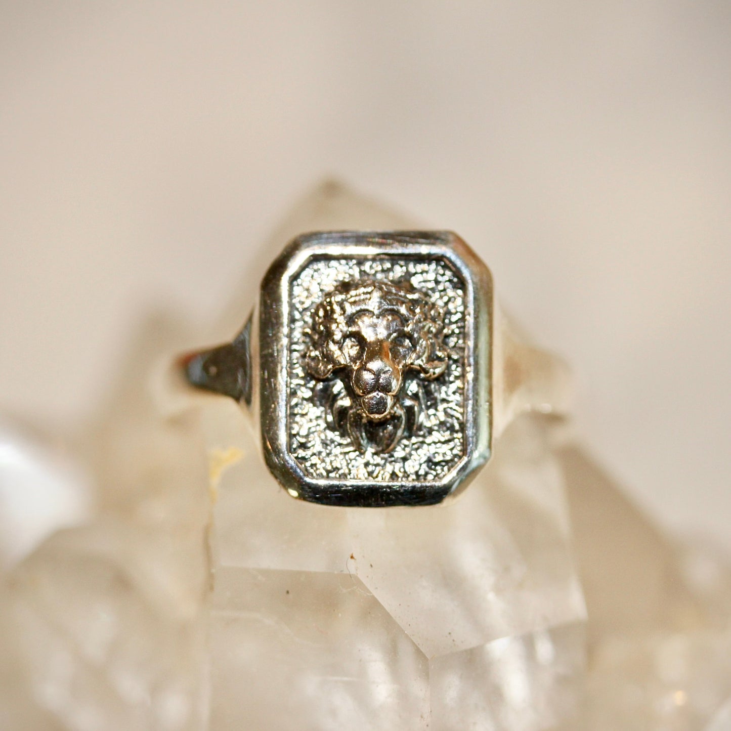 leo the lion king ring. 25 silver.